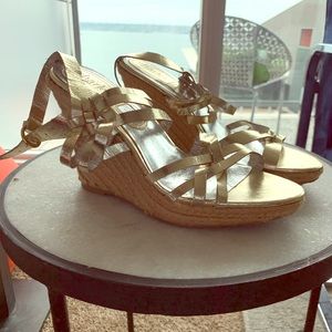 Wedges Gold Platform Charles David 10